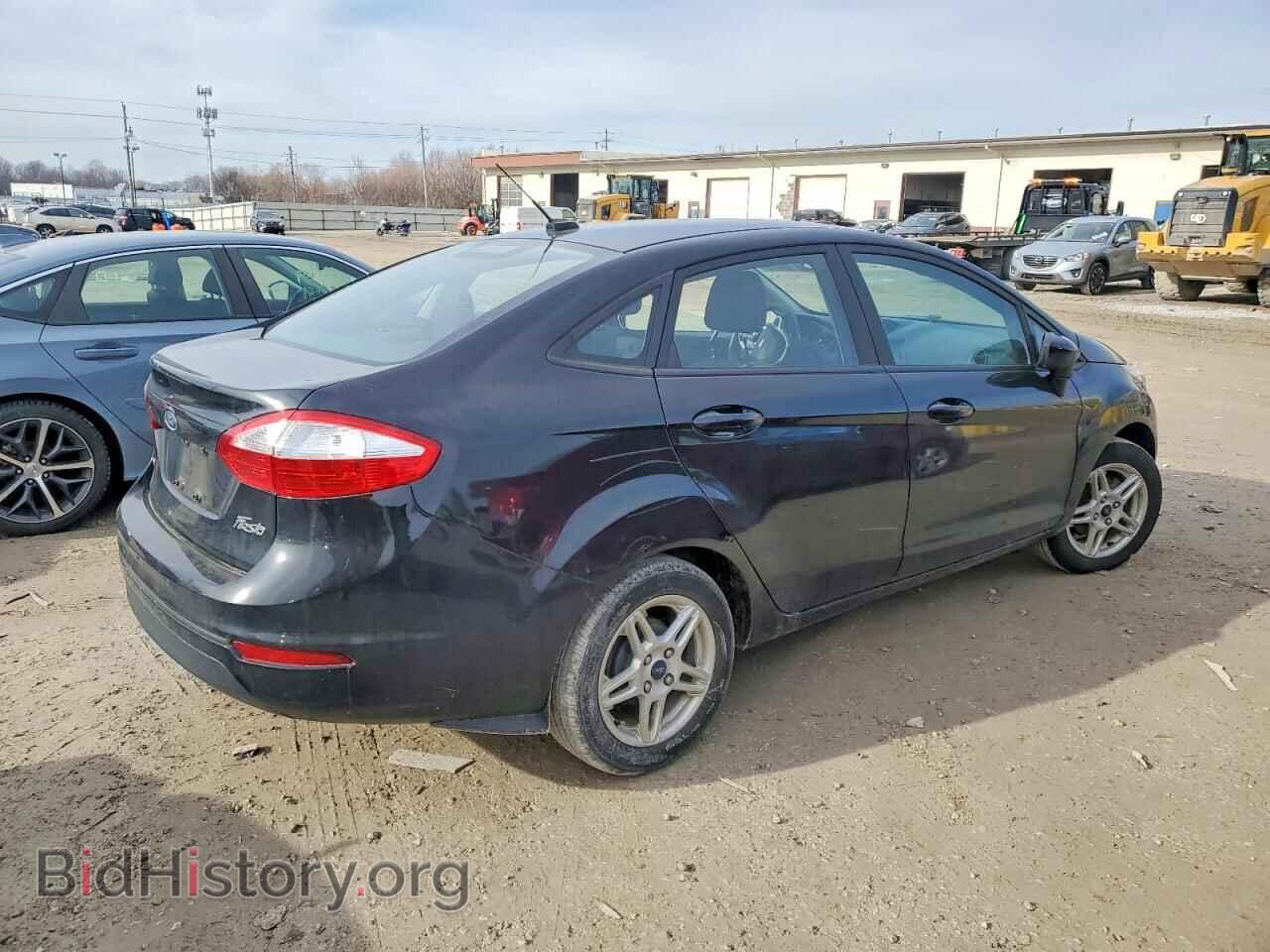 2017 FORD FIESTA - VIN: 3FADP4BJ0HM163823 - Фото 3
