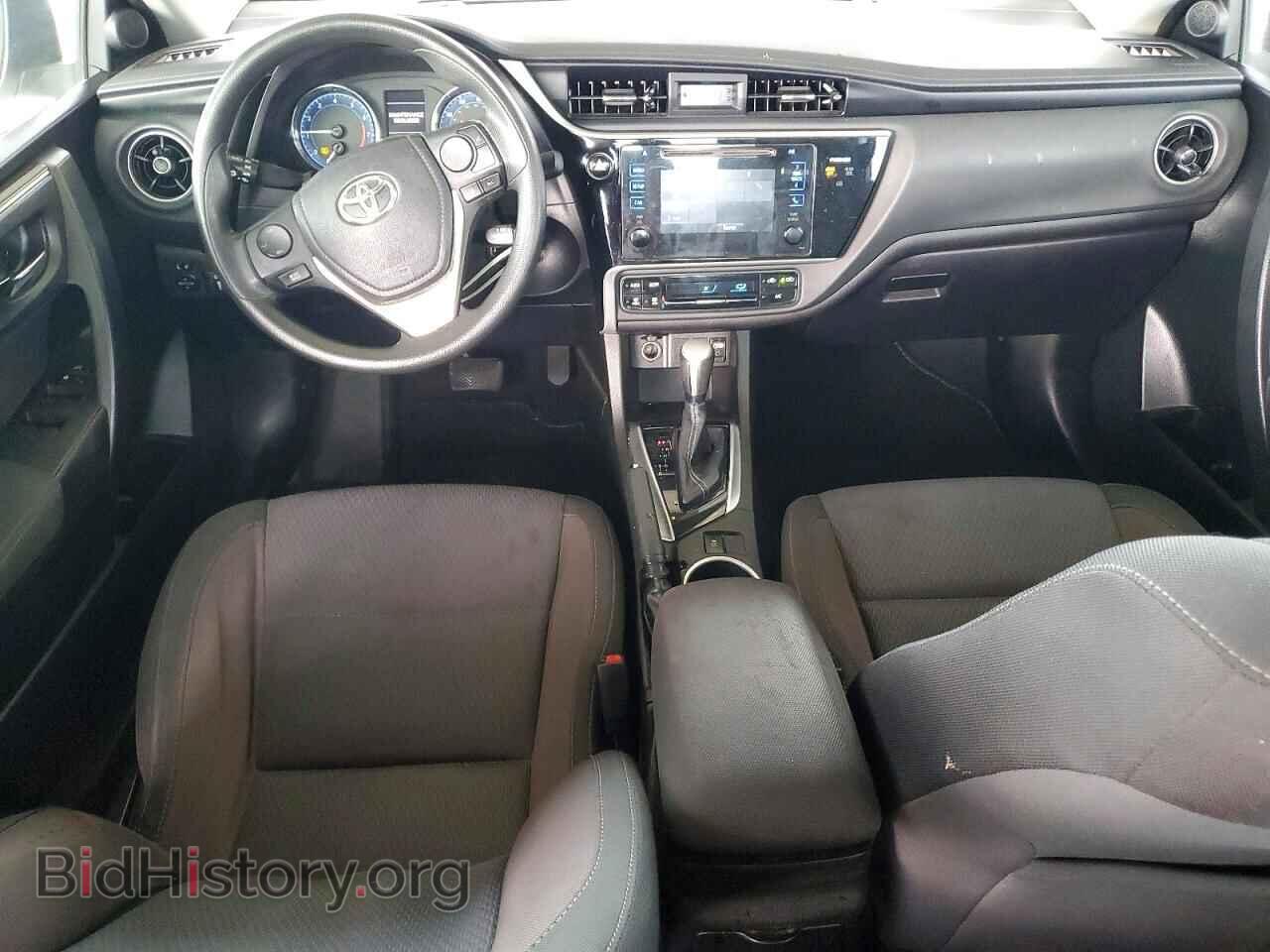 2017 TOYOTA COROLLA - VIN: 5YFBURHE2HP615880 - Фото 8
