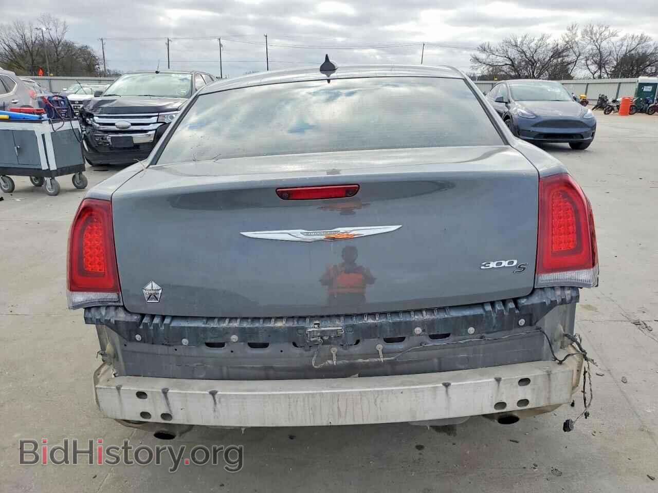 2019 CHRYSLER 300 - VIN: 2C3CCABG3KH515856 - Photo 6