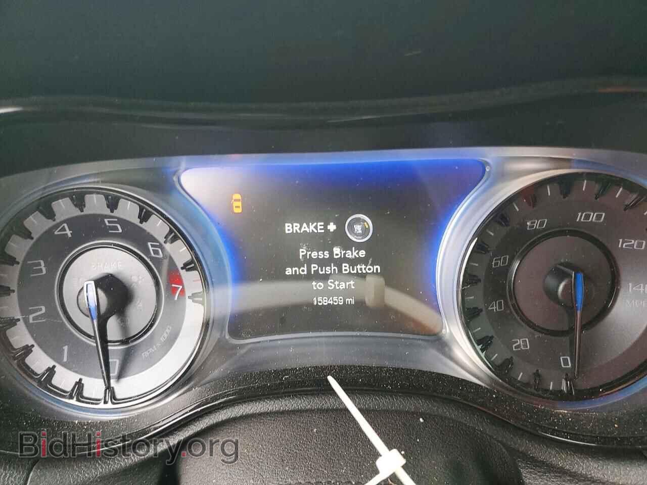 2019 CHRYSLER 300 - VIN: 2C3CCABG3KH515856 - Photo 9