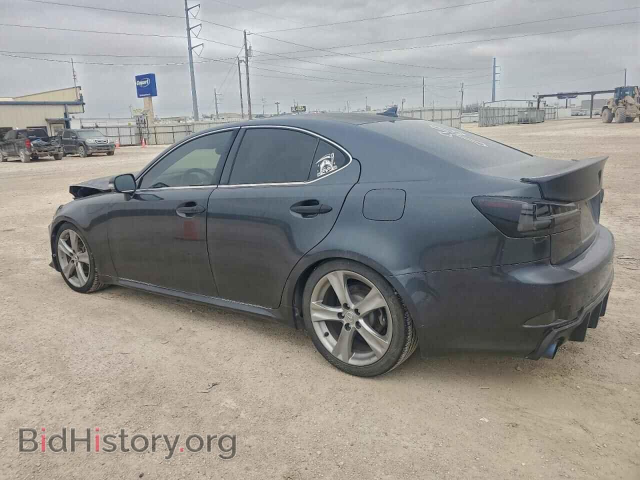 2011 LEXUS IS - VIN: JTHBF5C23B5137570 - Photo 2