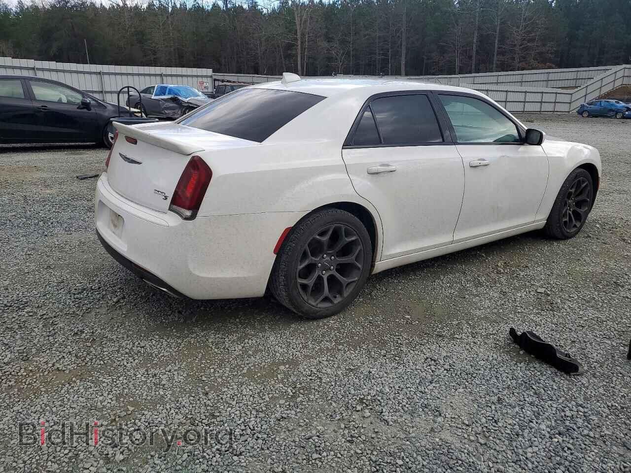 2019 CHRYSLER 300 - VIN: 2C3CCABG5KH625971 - Фото 3