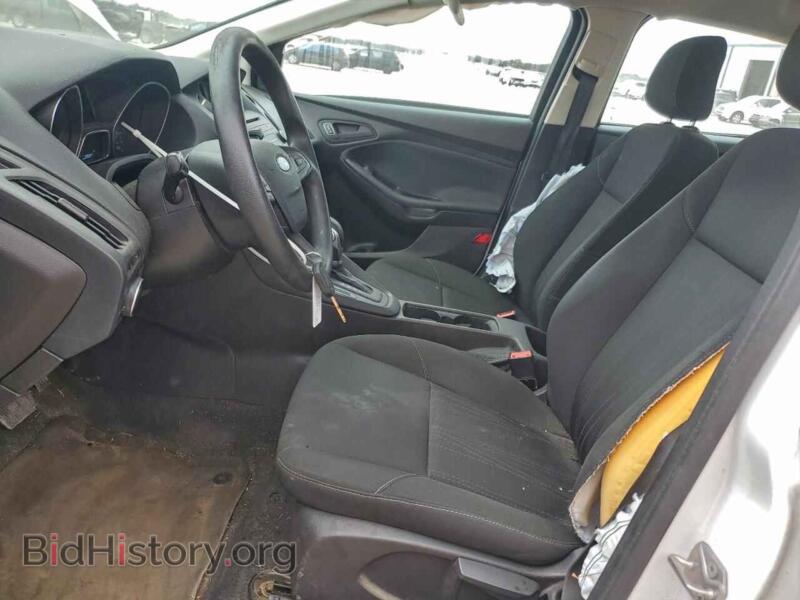 2016 Ford FOCUS (VIN 1FADP3E20GL239247) — photo 7 of 13