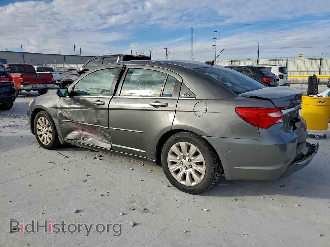 2013 CHRYSLER 200 - VIN: 1C3CCBAB1DN604685 - Photo 2