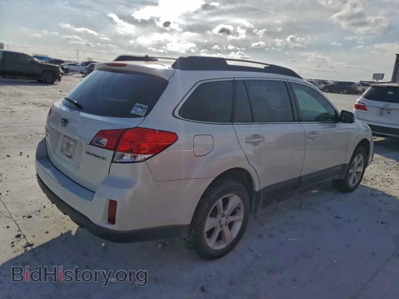 2014 SUBARU OUTBACK - VIN: 4S4BRCCC3E3225617 - Фото 3