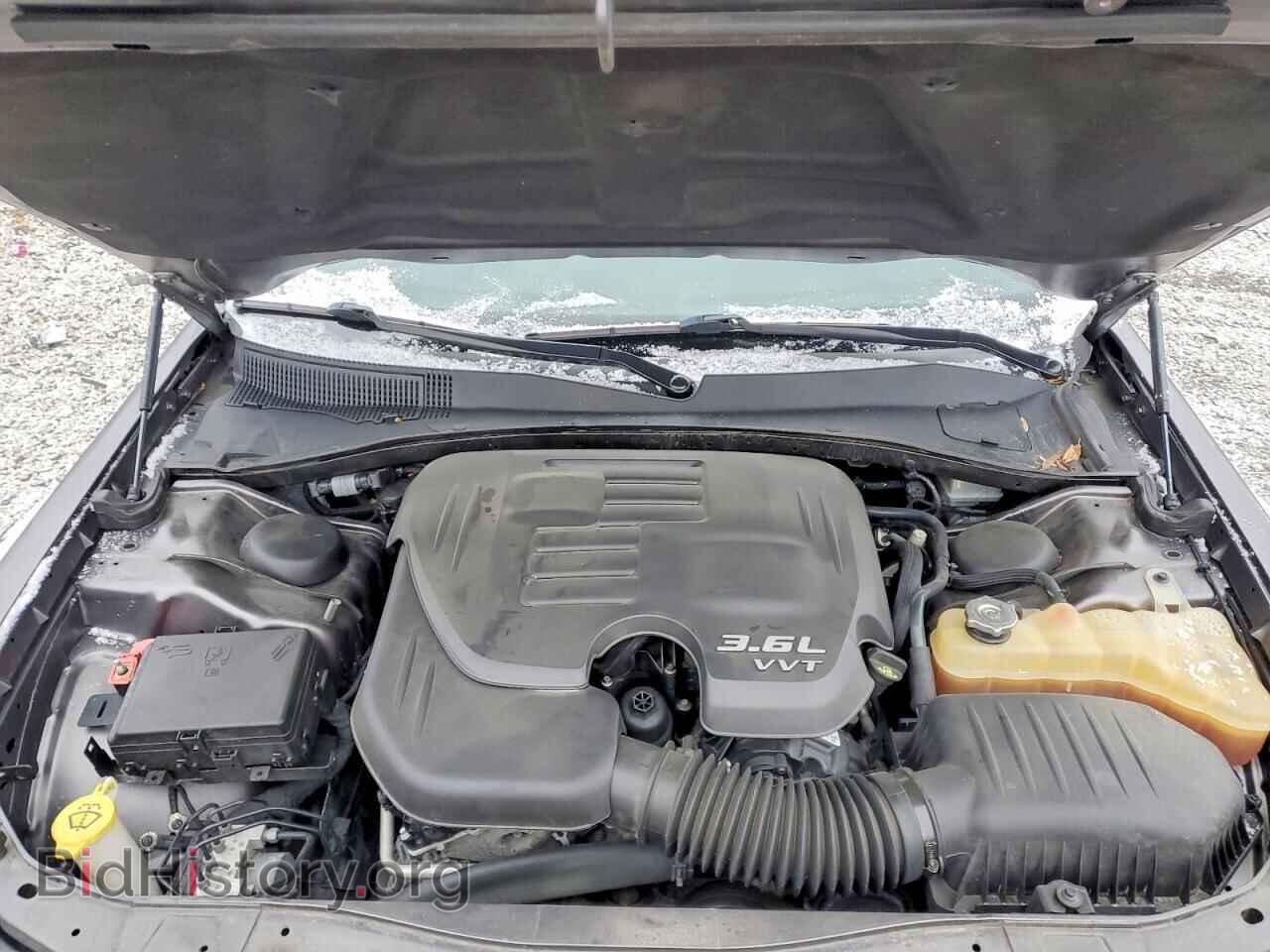 2016 CHRYSLER 300 - VIN: 2C3CCAGG1GH171055 - Фото 11