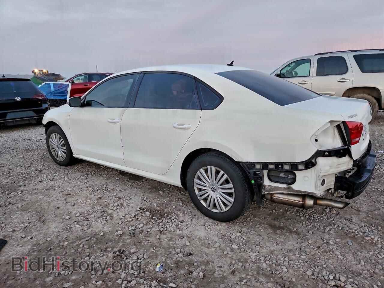 2015 VOLKSWAGEN PASSAT - VIN: 1VWAT7A35FC076847 - Фото 2