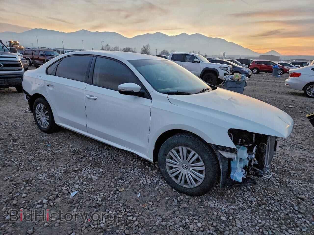 2015 VOLKSWAGEN PASSAT - VIN: 1VWAT7A35FC076847 - Фото 4