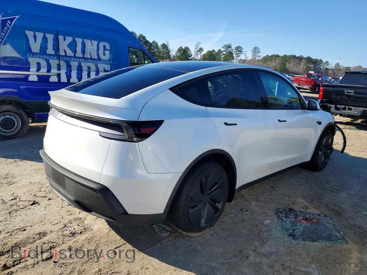2026 TESLA MODEL Y - VIN: 7SAYGDED6TF433493 - Photo 3