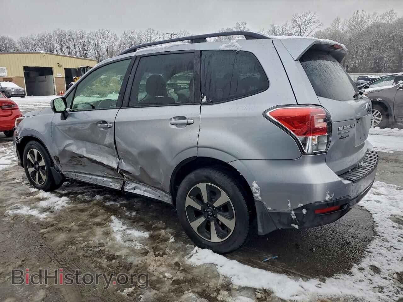 2017 SUBARU FORESTER - VIN: JF2SJAEC5HH476287 - Фото 2