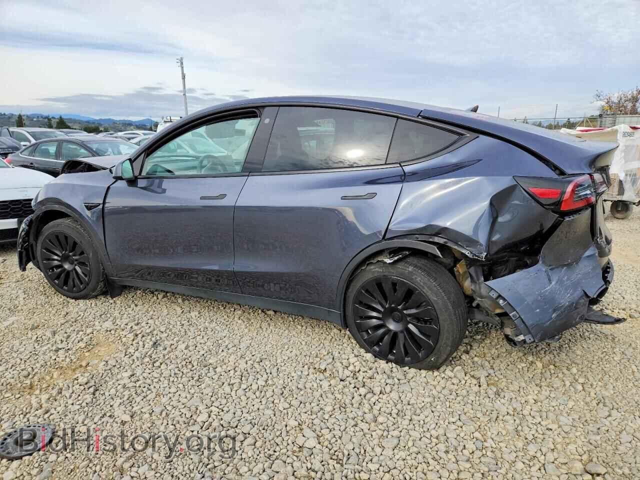 2023 TESLA MODEL Y - VIN: 7SAYGDEE8PF644774 - Photo 2