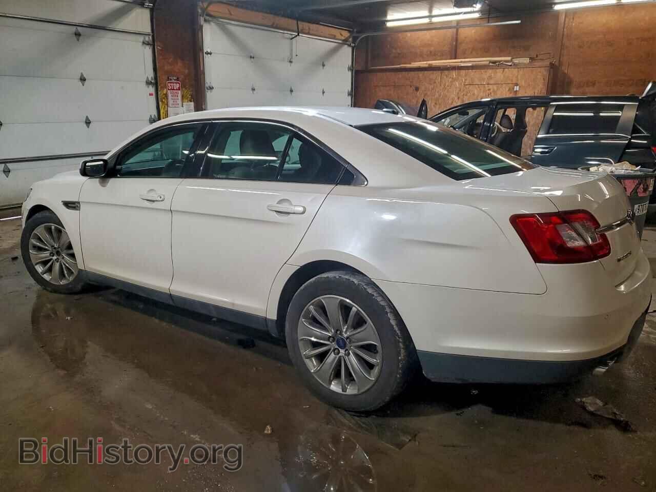 2011 FORD TAURUS - VIN: 1FAHP2EW1BG190799 - Photo 2