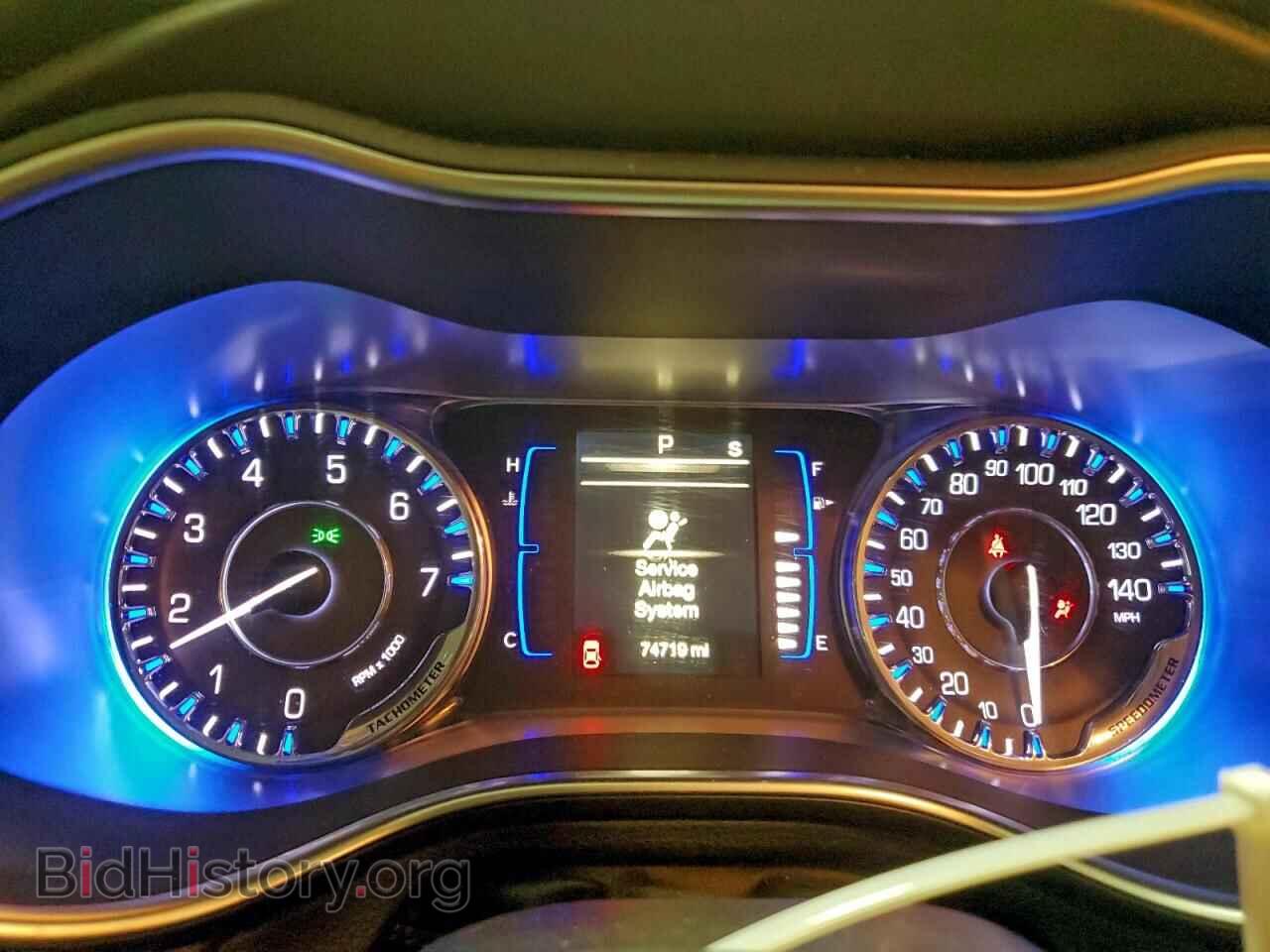 2016 CHRYSLER 200 - VIN: 1C3CCCABXGN187643 - Фото 9