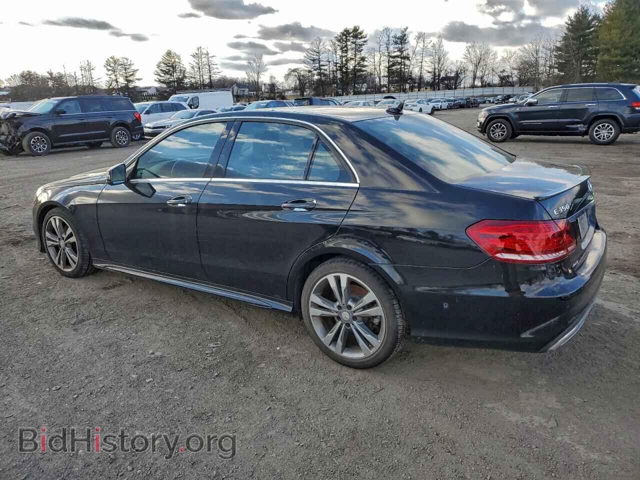 2014 MERCEDES-BENZ E-CLASS - VIN: WDDHF8JBXEA915946 - Фото 2