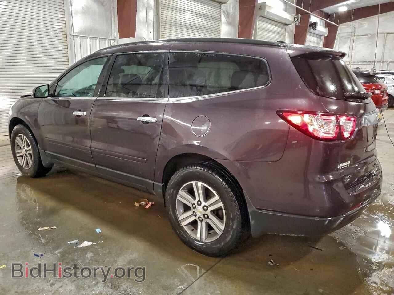 2015 CHEVROLET TRAVERSE - VIN: 1GNKVHKD2FJ250231 - Фото 2
