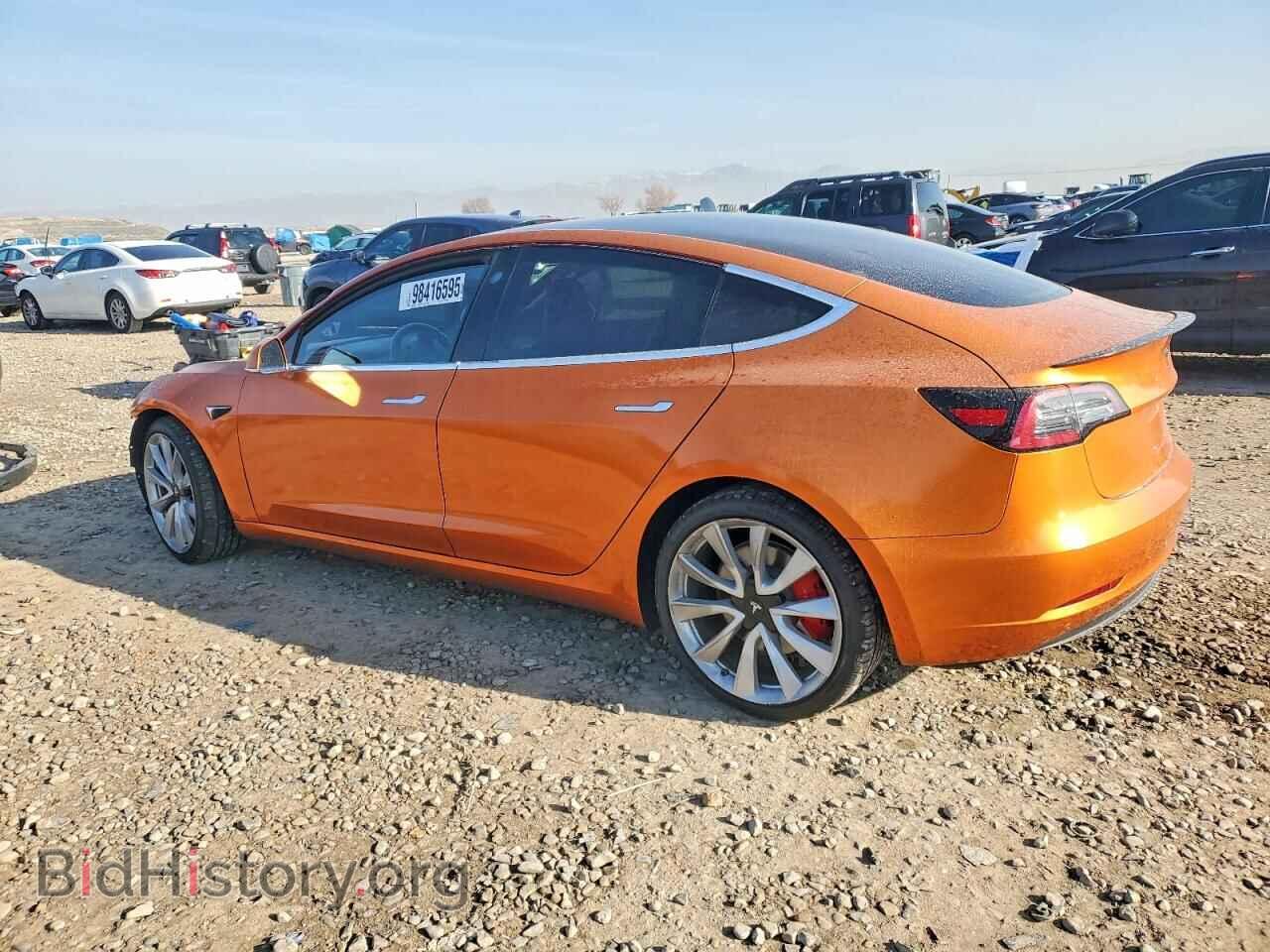 2018 TESLA MODEL 3 - VIN: 5YJ3E1EB2JF106225 - Photo 2