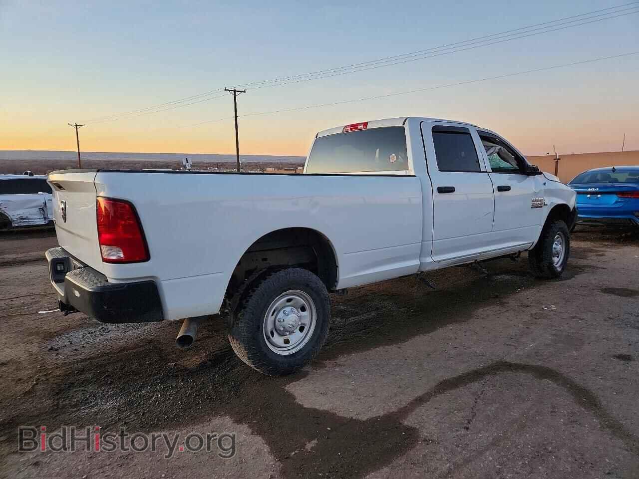 2017 RAM All Models - VIN: 3C6UR5HL7HG715861 - Фото 3