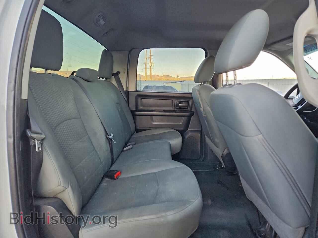 2014 RAM All Models - VIN: 3C6UR5CL8EG314547 - Photo 10