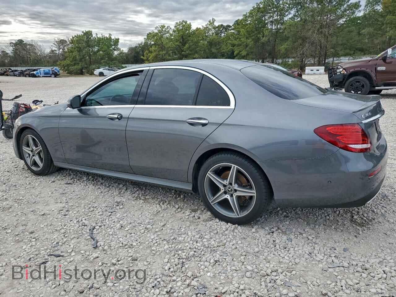 2018 MERCEDES-BENZ E-CLASS - VIN: WDDZF4JB3JA321111 - Фото 2