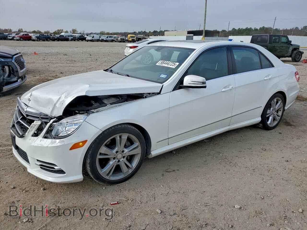 Photo WDDHF5KB6DA765815 - MERCEDES-BENZ E-CLASS 2013