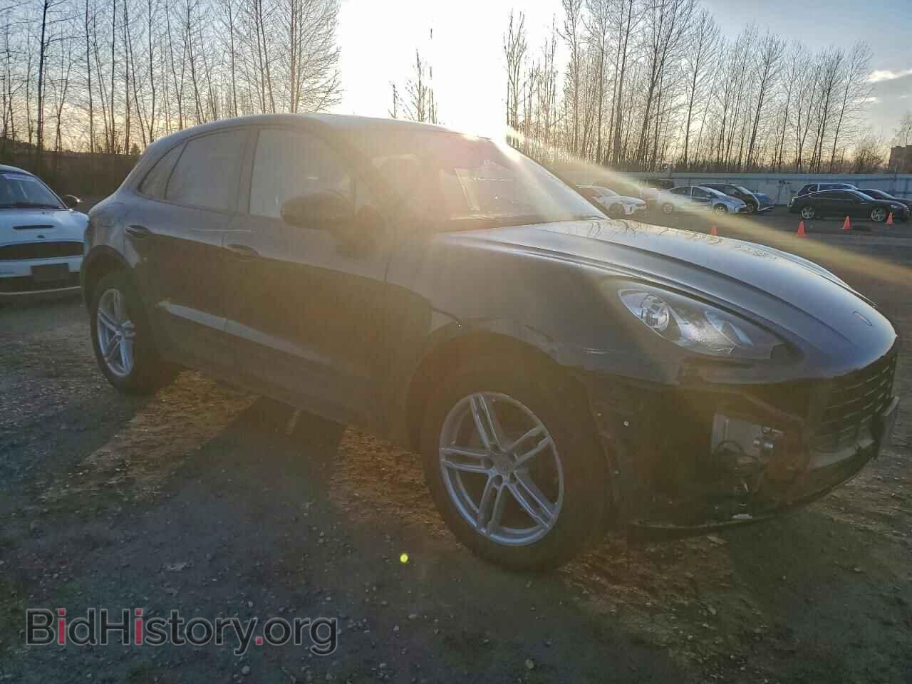 2017 PORSCHE MACAN - VIN: WP1AA2A52HLB04716 - Photo 4