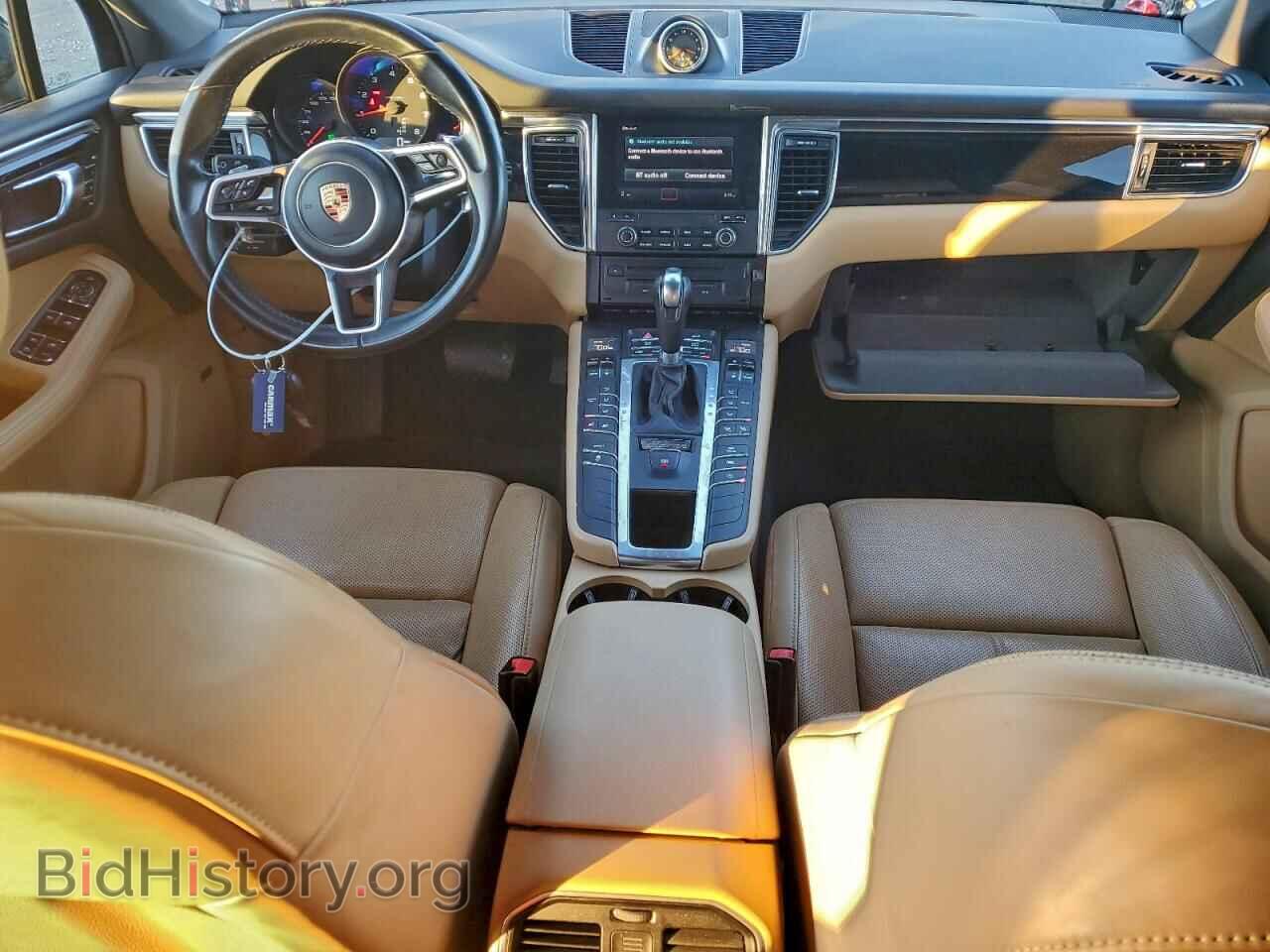 2017 PORSCHE MACAN - VIN: WP1AA2A52HLB04716 - Photo 8
