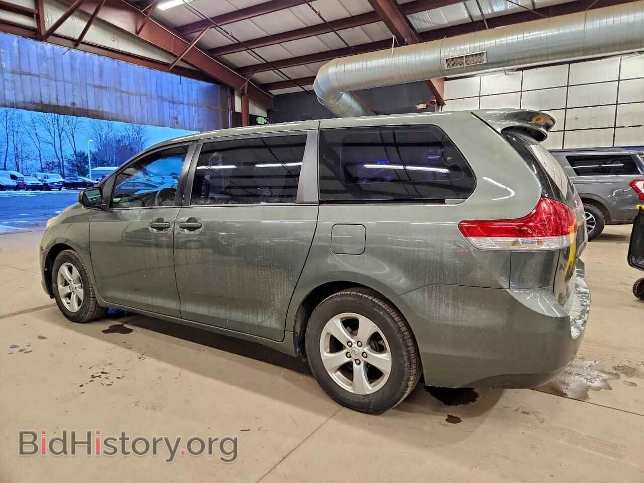 2013 TOYOTA All Models - VIN: 5TDZK3DCXDS298843 - Фото 2
