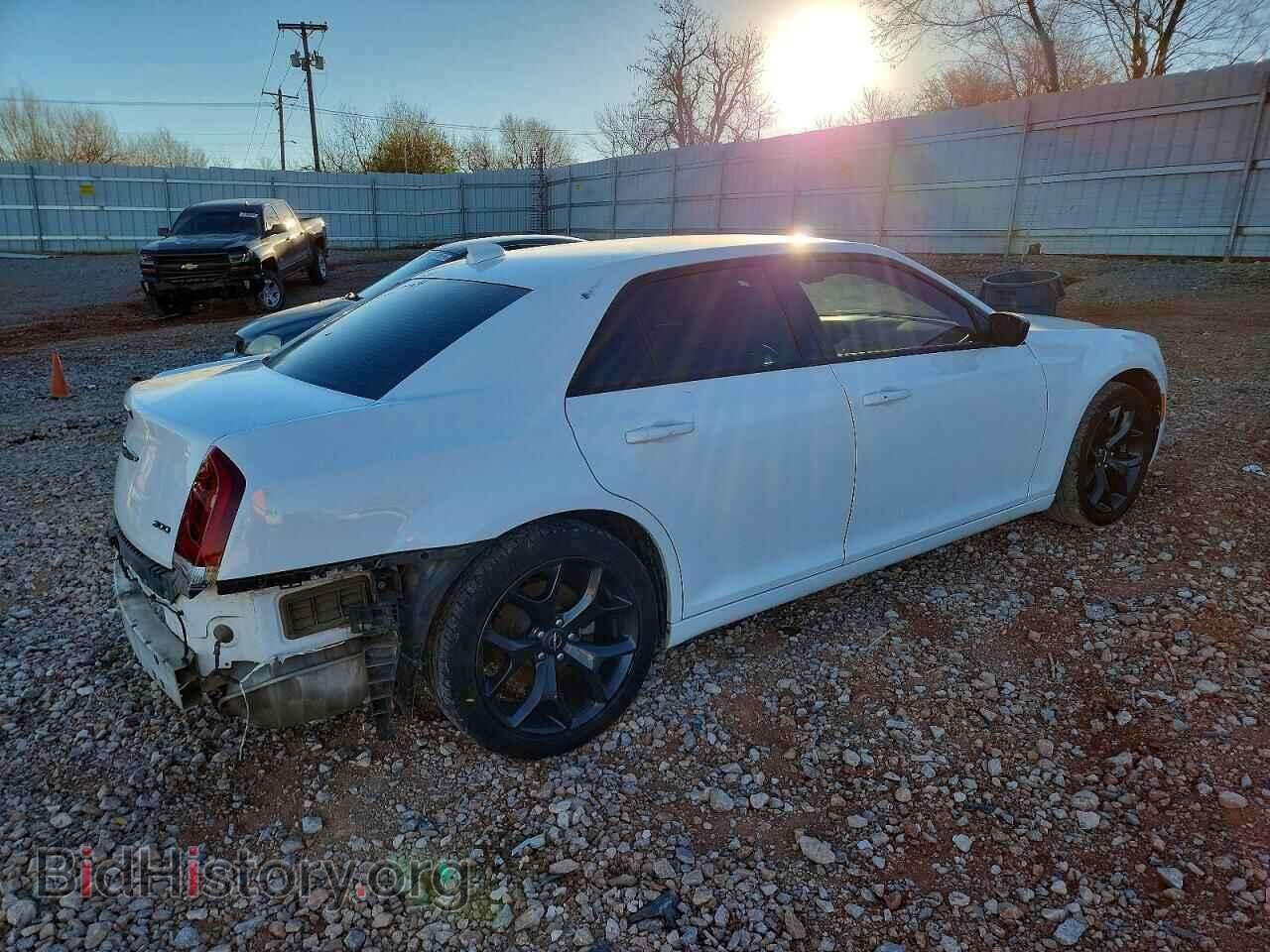 2021 CHRYSLER 300 - VIN: 2C3CCAAG3MH598967 - Фото 3