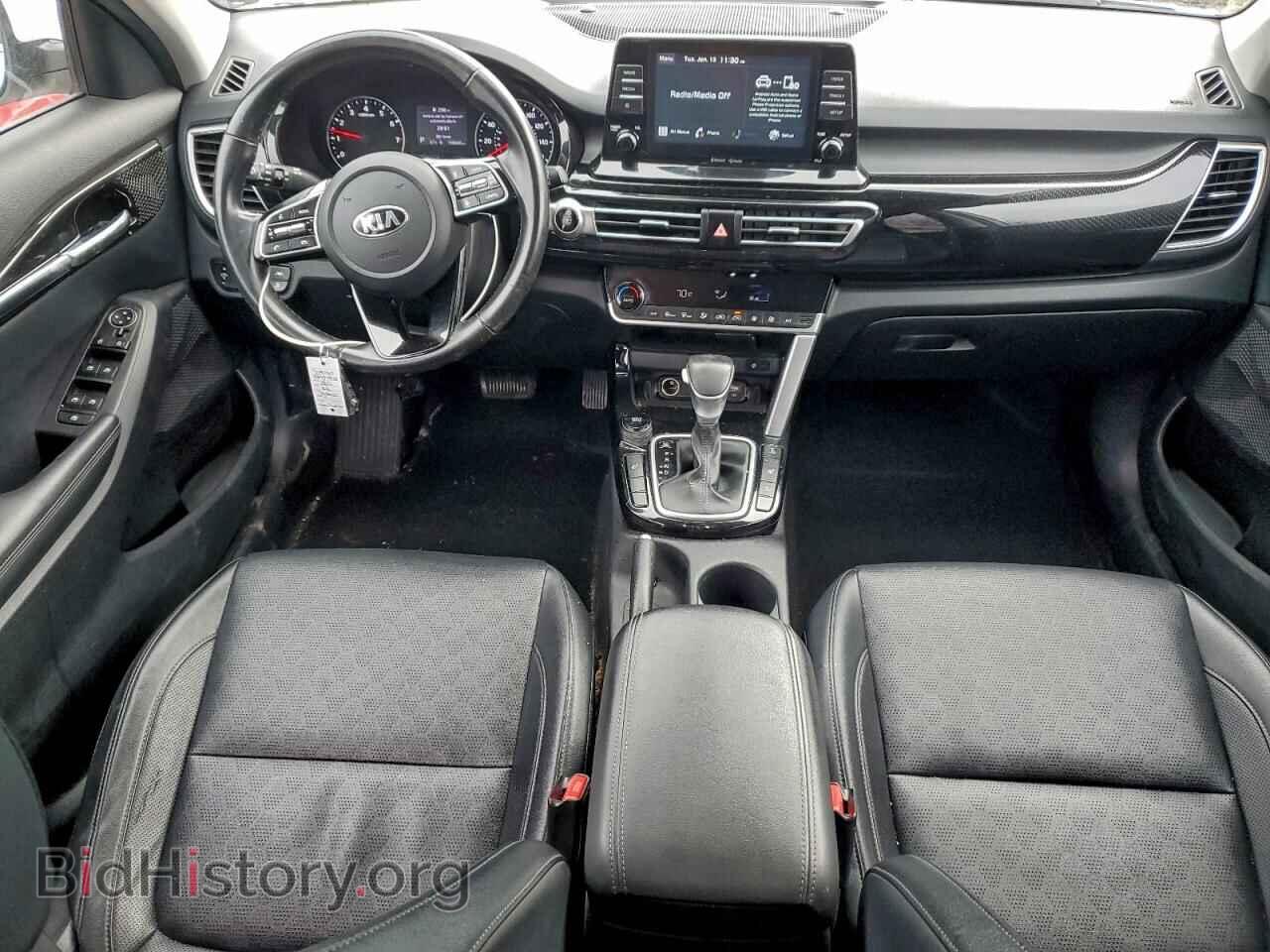 2021 KIA SELTOS - VIN: KNDERCAA0M7075735 - Фото 8