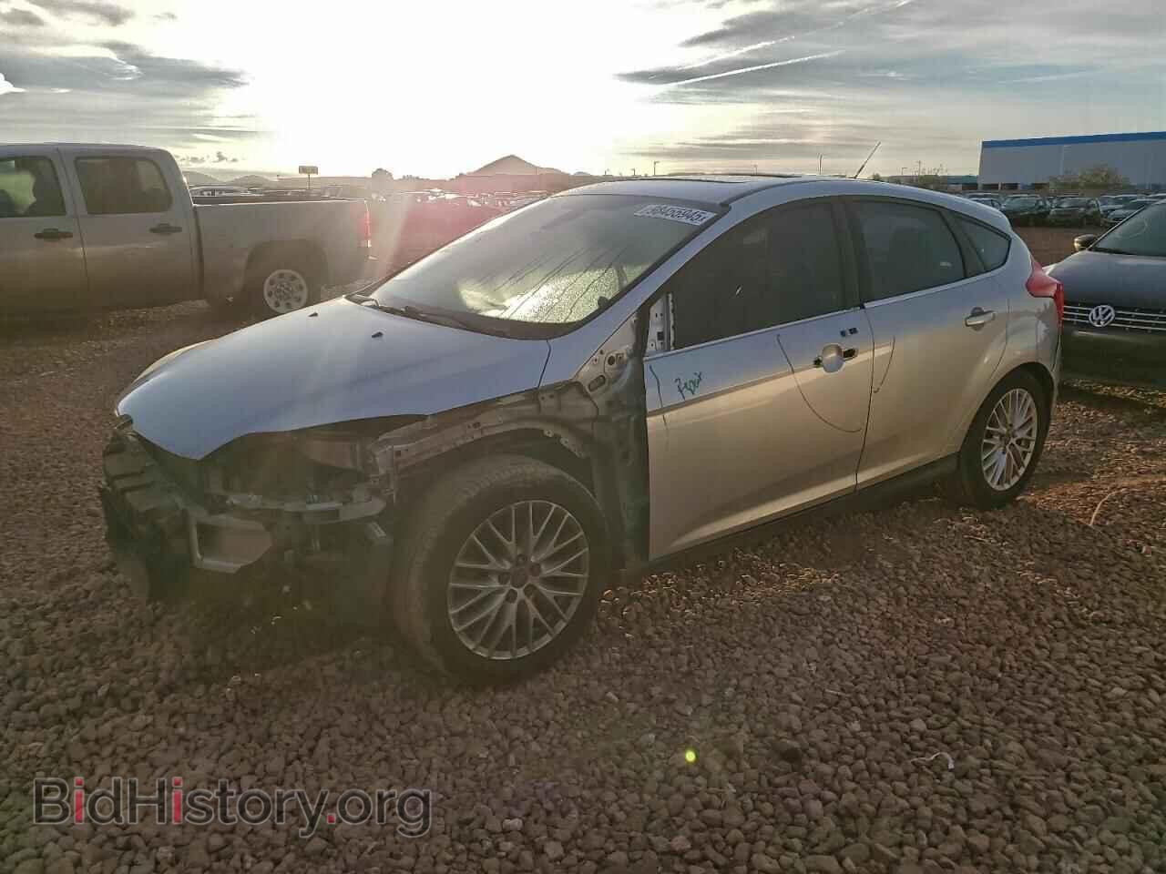Photo 1FAHP3M23CL265581 - FORD FOCUS 2012