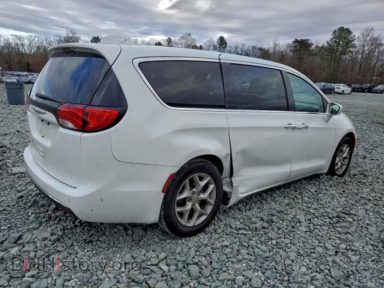2018 CHRYSLER PACIFICA - VIN: 2C4RC1FG9JR352266 - Photo 3