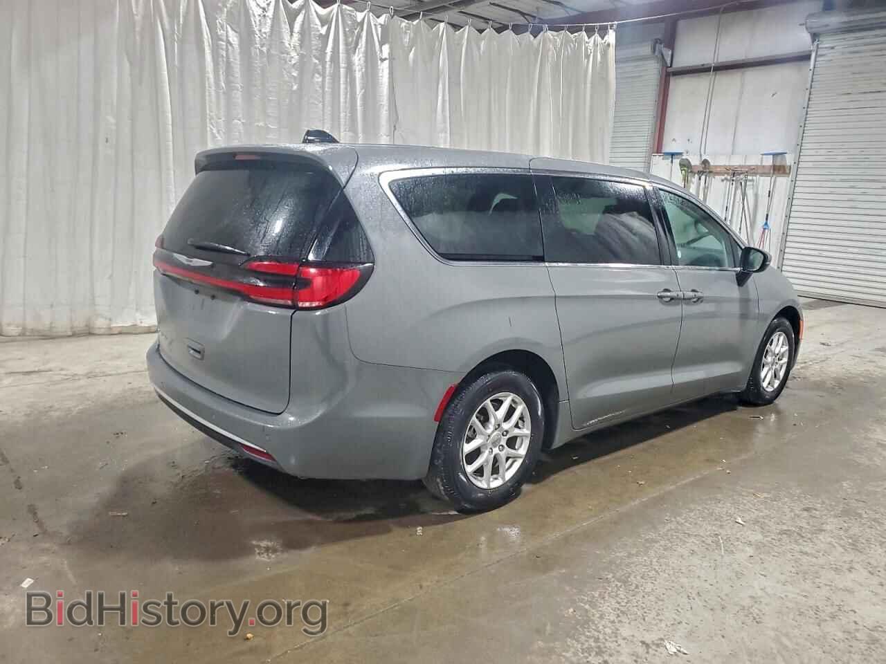 2023 CHRYSLER PACIFICA - VIN: 2C4RC1BG8PR586218 - Фото 3