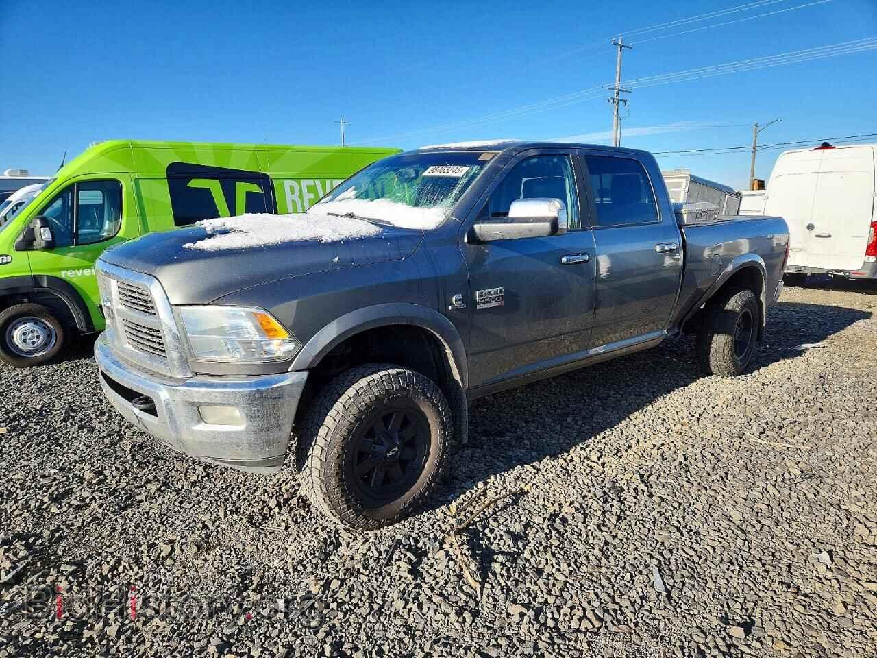 Photo 3D73Y3CL1BG621832 - DODGE All Models 2011