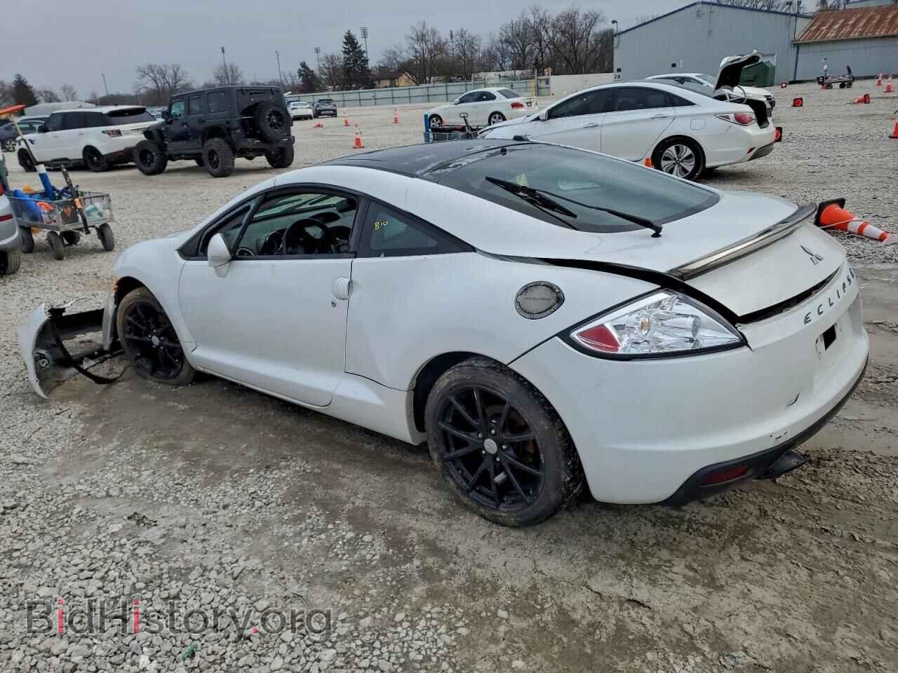 2011 MITSUBISHI ECLIPSE - VIN: 4A31K5DF6BE017995 - Photo 2