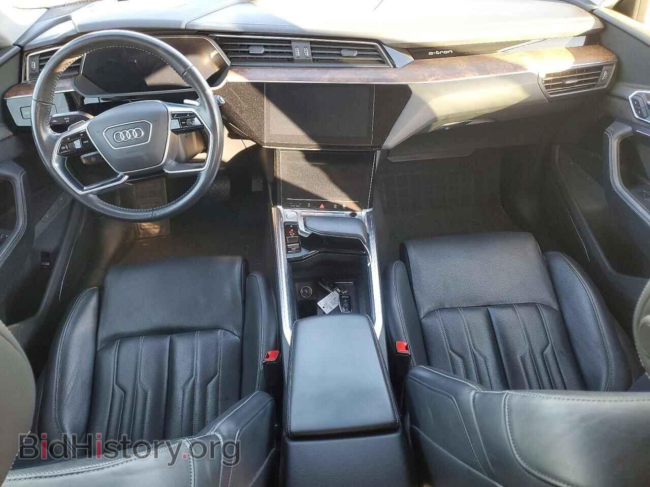 2019 AUDI E-TRON - VIN: WA1VABGE7KB008906 - Фото 8