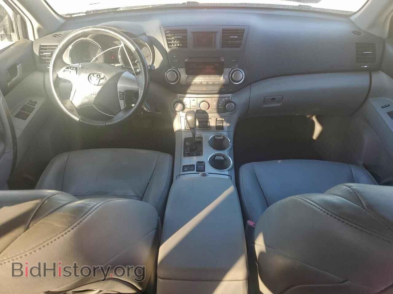 2012 TOYOTA HIGHLANDER - VIN: 5TDBK3EH9CS161774 - Фото 8