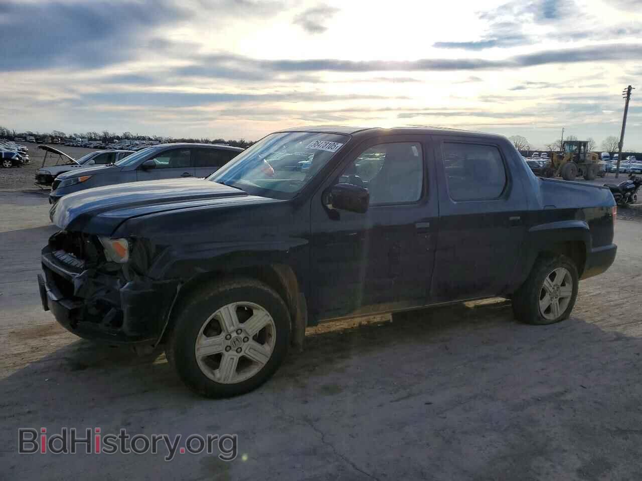 Photo 5FPYK1F59BB452630 - HONDA RIDGELINE 2011