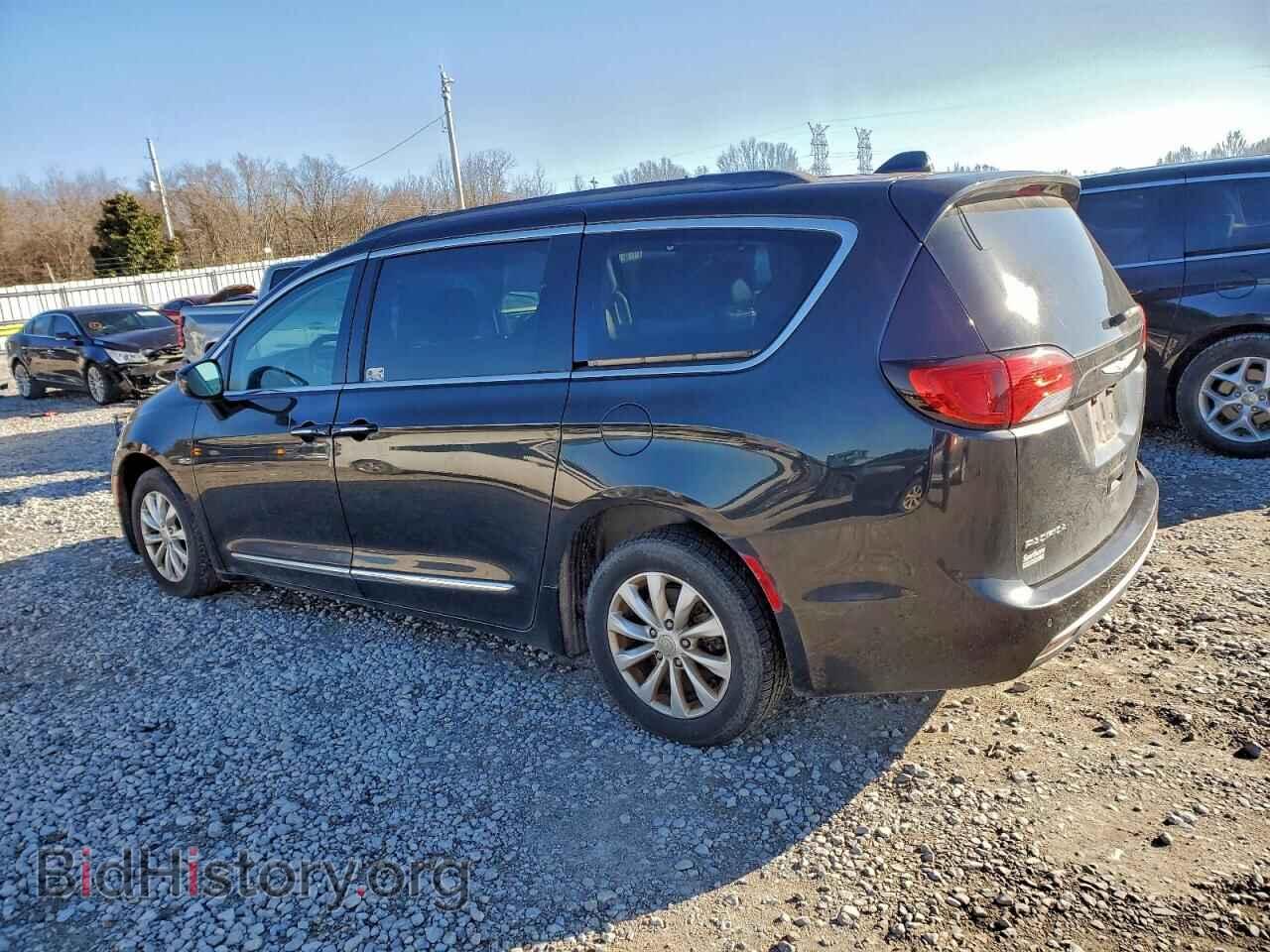 2017 CHRYSLER PACIFICA - VIN: 2C4RC1BG9HR611242 - Фото 2