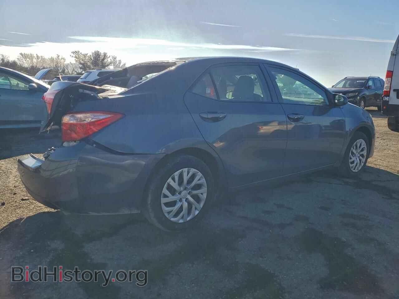 2018 TOYOTA COROLLA - VIN: 5YFBURHE9JP837208 - Фото 3