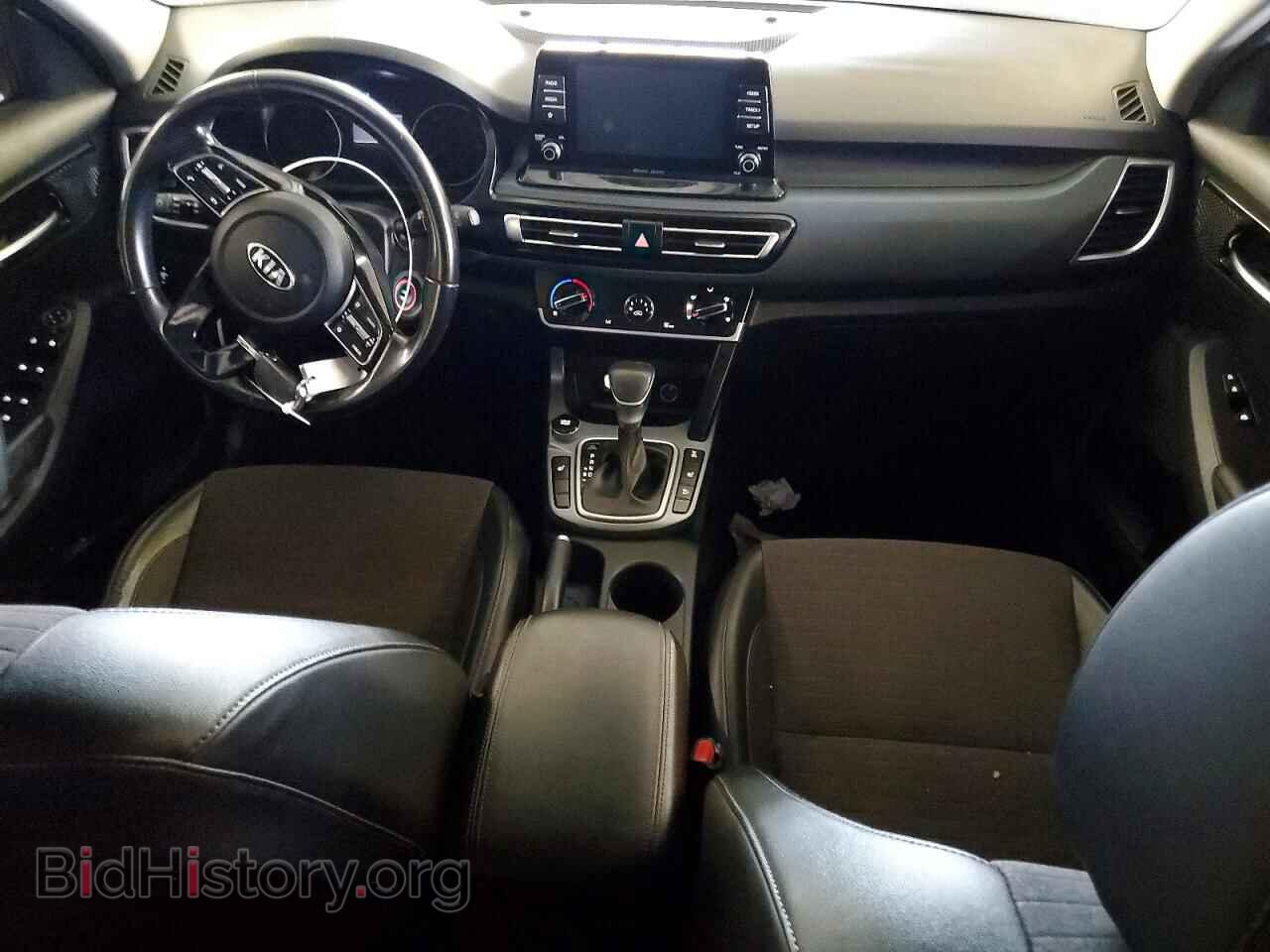 2021 KIA SELTOS - VIN: KNDEUCAA3M7082600 - Фото 8