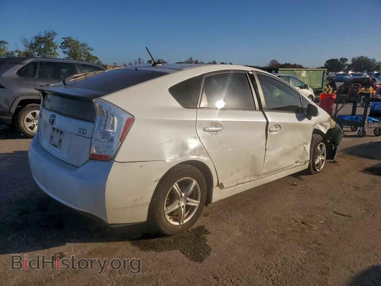 2011 TOYOTA PRIUS - VIN: JTDKN3DU2B5332939 - Фото 3