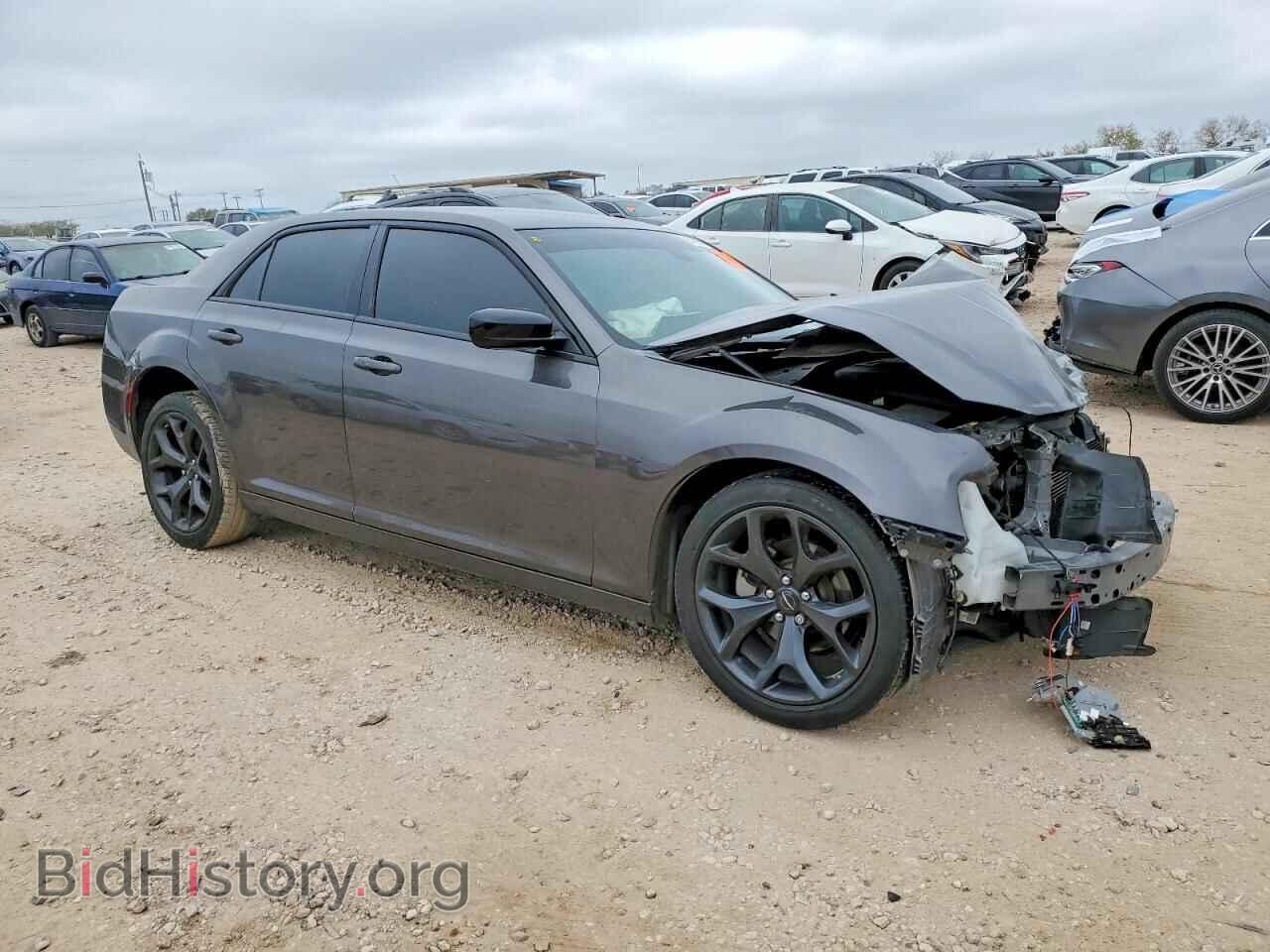 2023 CHRYSLER 300 - VIN: 2C3CCAAG4PH556098 - Фото 4