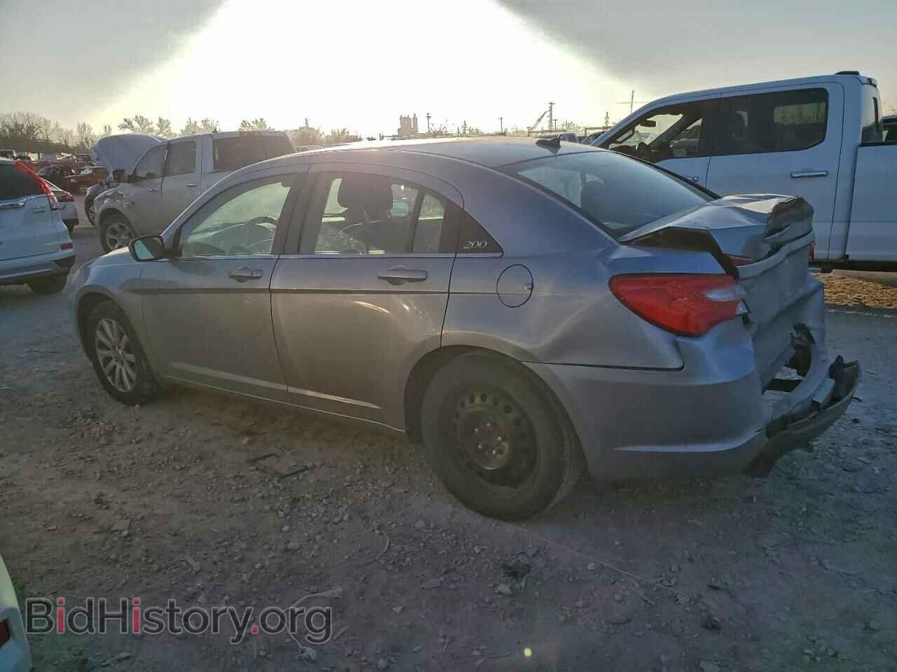 2013 CHRYSLER 200 - VIN: 1C3CCBBG7DN527489 - Photo 2