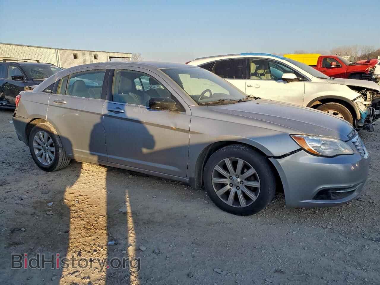 2013 CHRYSLER 200 - VIN: 1C3CCBBG7DN527489 - Photo 4