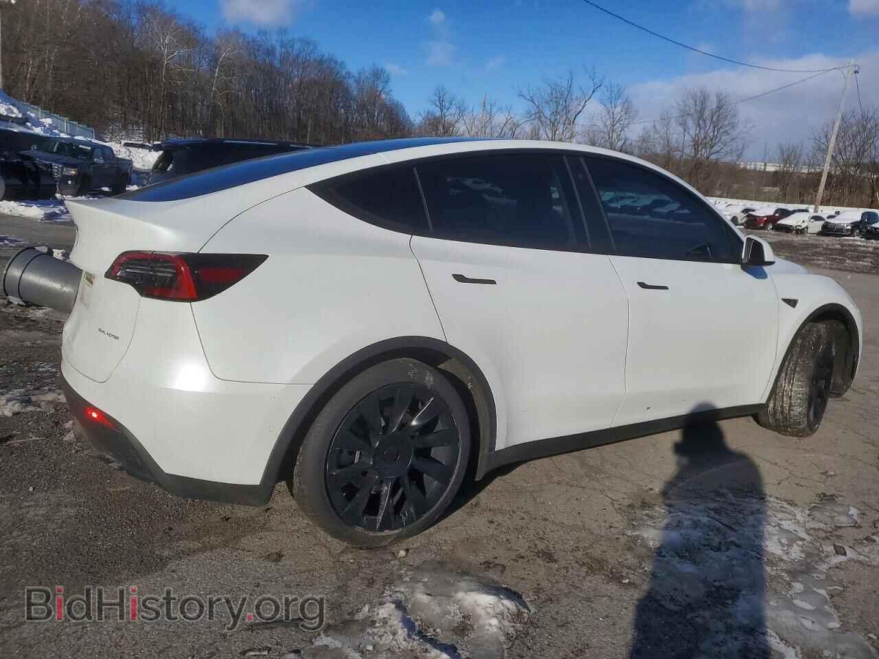 2022 TESLA MODEL Y - VIN: 7SAYGDEE2NF356391 - Фото 3