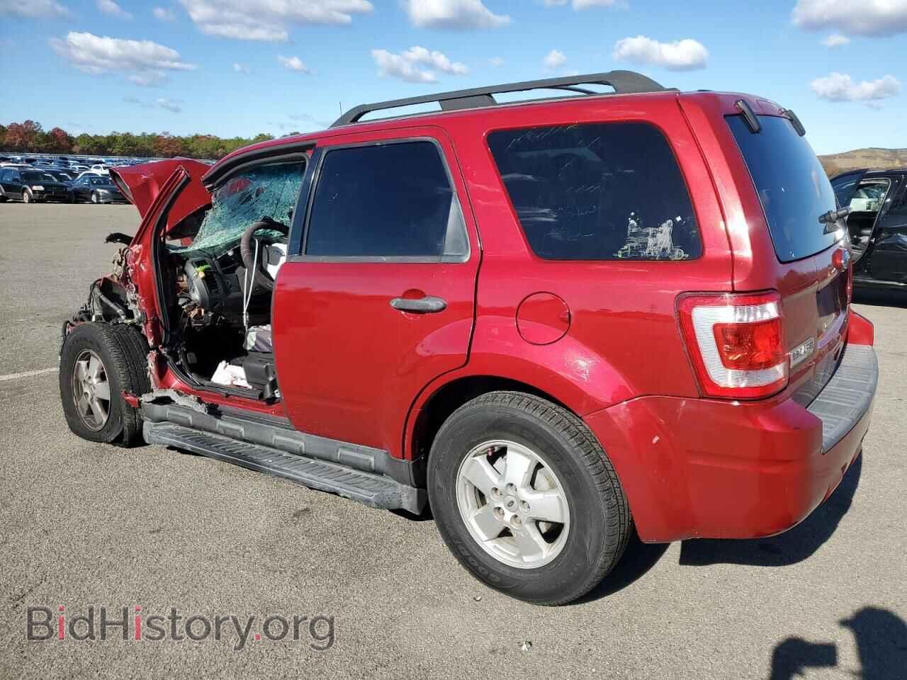 2011 FORD ESCAPE - VIN: 1FMCU0D79BKB00951 - Фото 2