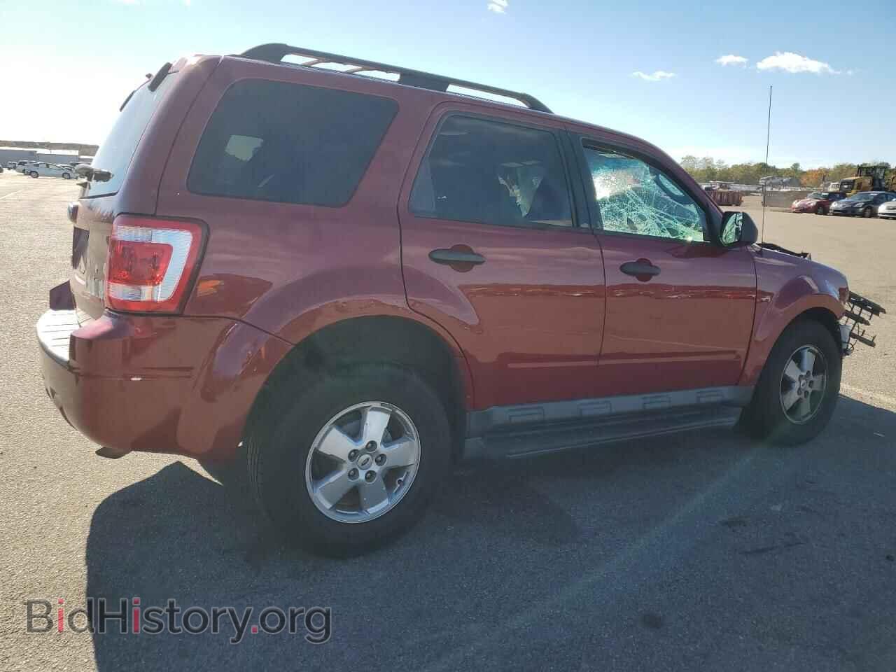 2011 FORD ESCAPE - VIN: 1FMCU0D79BKB00951 - Фото 3
