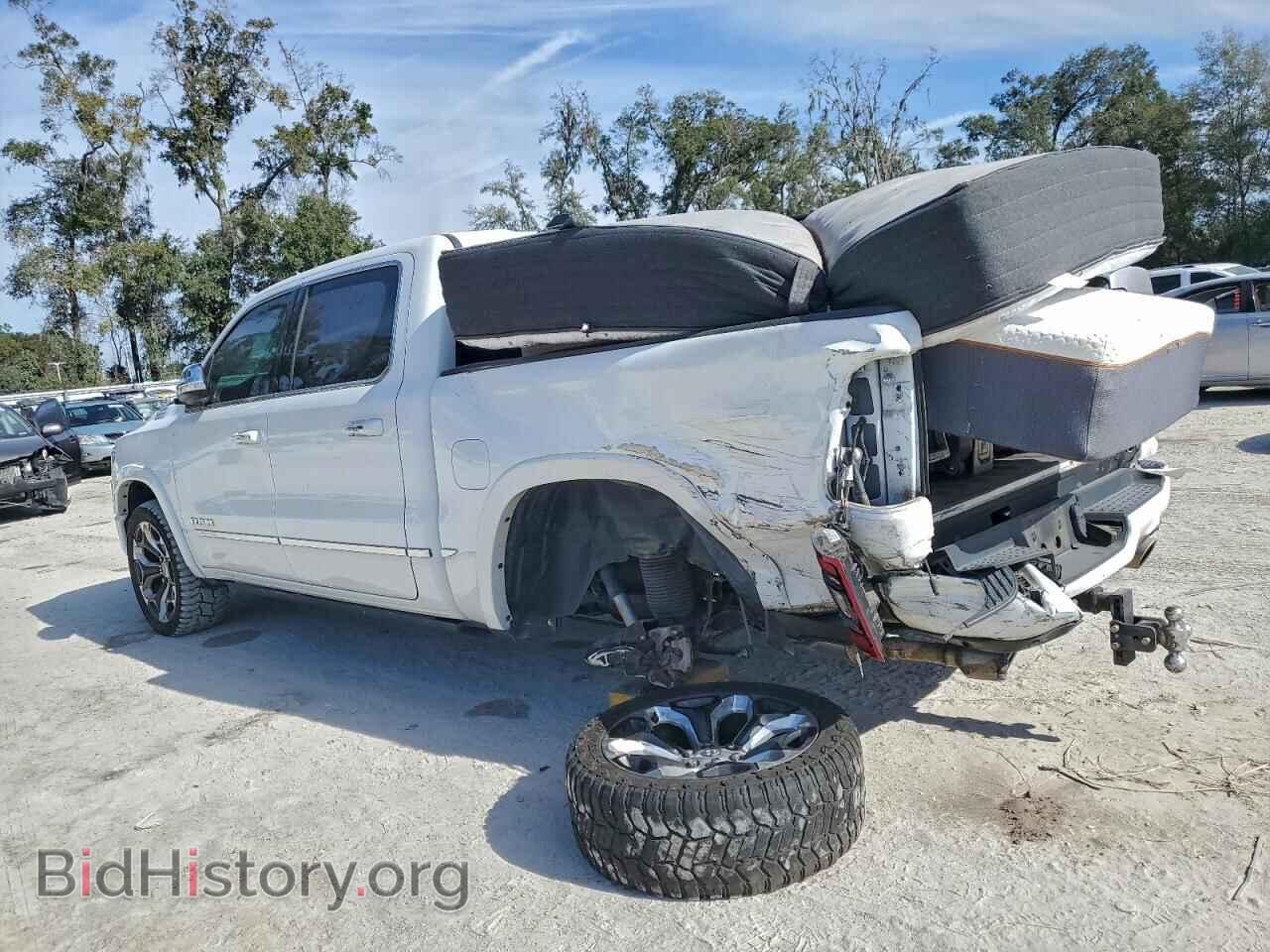 2020 RAM 1500 - VIN: 1C6SRFHT9LN101648 - Photo 2