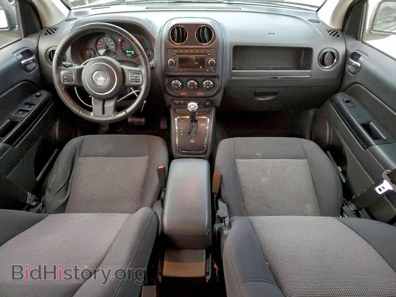 2011 JEEP COMPASS - VIN: 1J4NT1FA8BD138829 - Фото 8