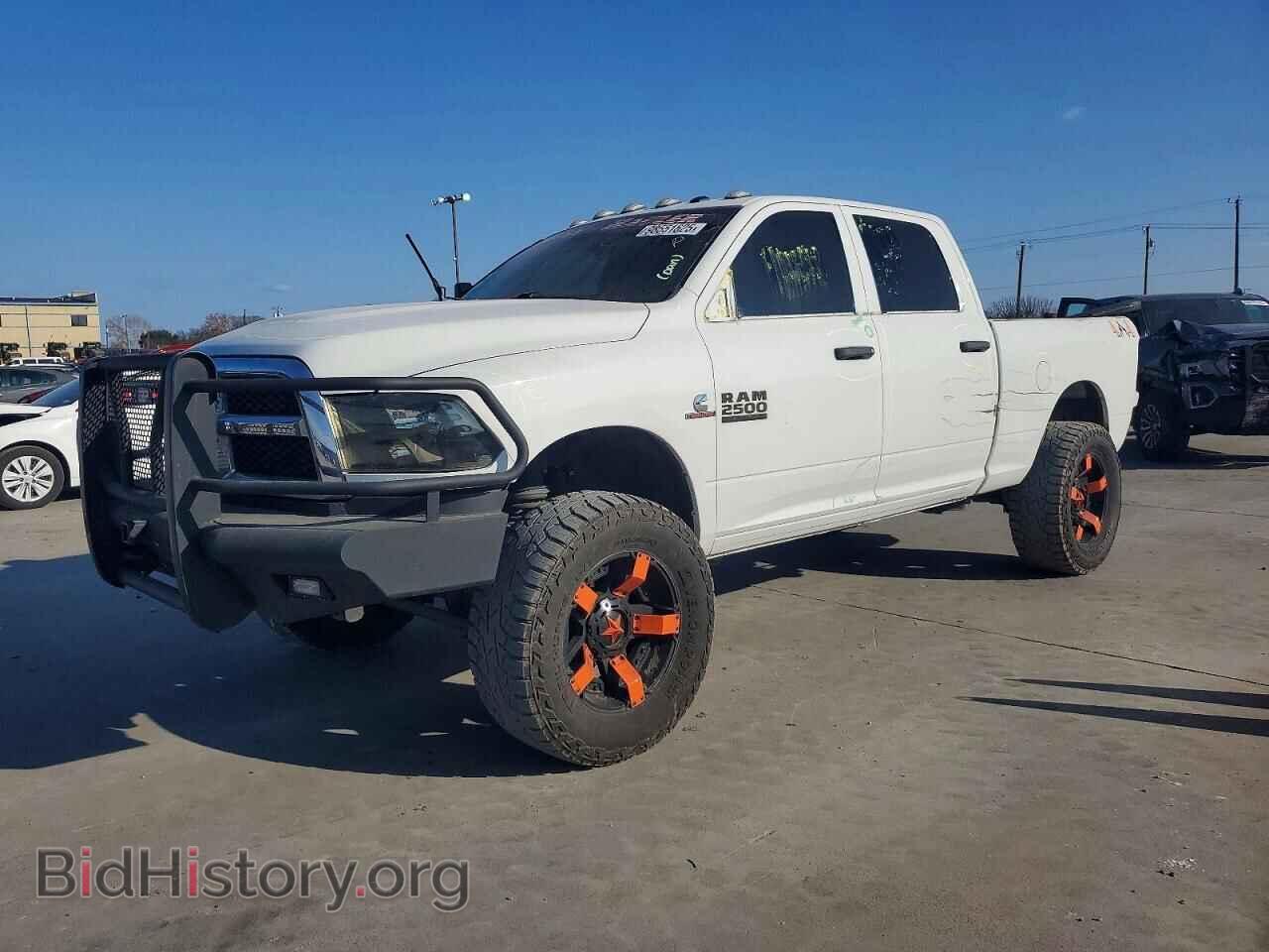 Photo 3C6UR5CL1JG342149 - RAM All Models 2018